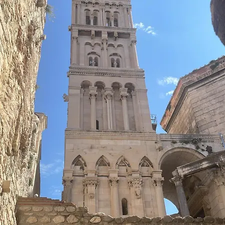 Centre No44 Split